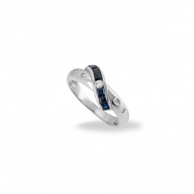 White Gold Sapphire & Diamond Dress Ring White Gold Sapphire & Diamond Dress Ring